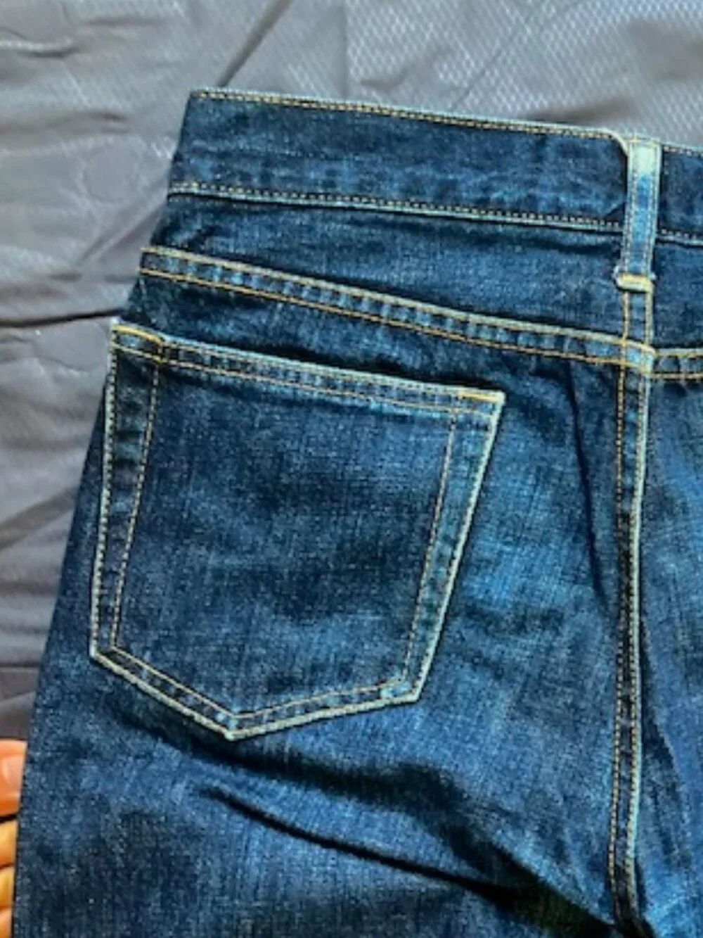 Men's Dark Blue Jeans Size 28